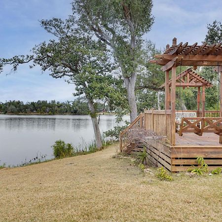 Lakefront Panama City Studio With Hot Tub Access Екстер'єр фото