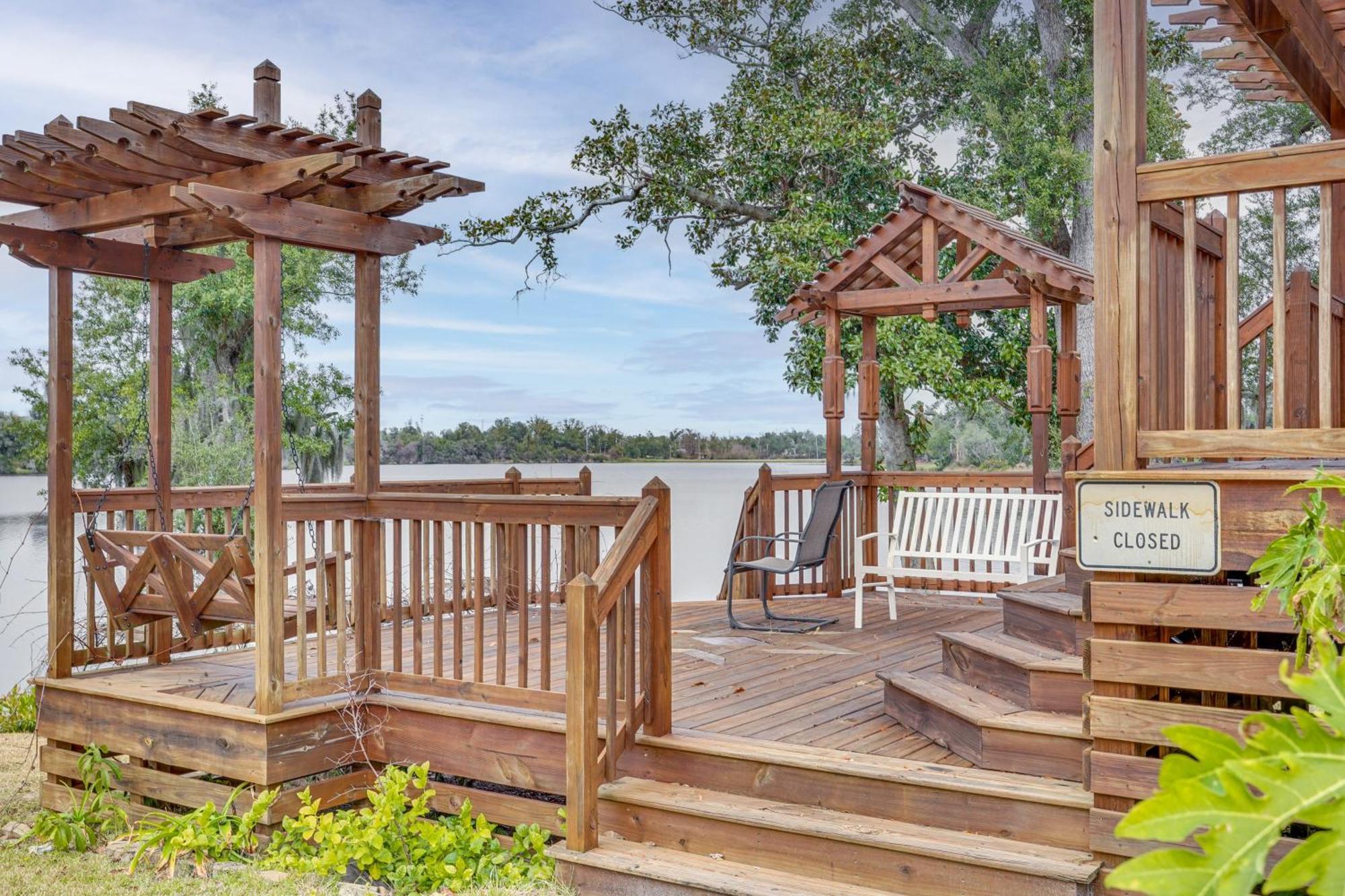 Lakefront Panama City Studio With Hot Tub Access Екстер'єр фото
