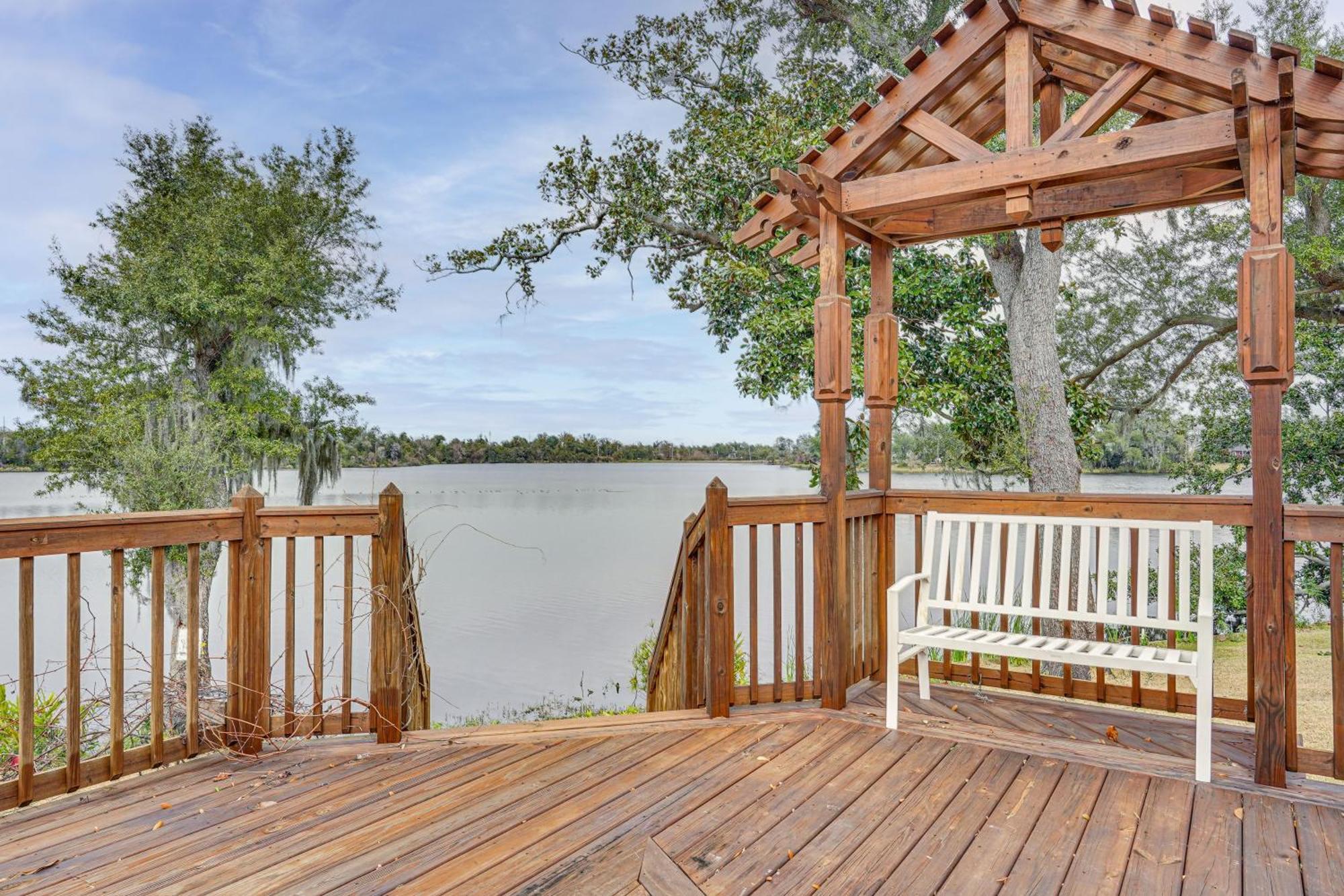 Lakefront Panama City Studio With Hot Tub Access Екстер'єр фото